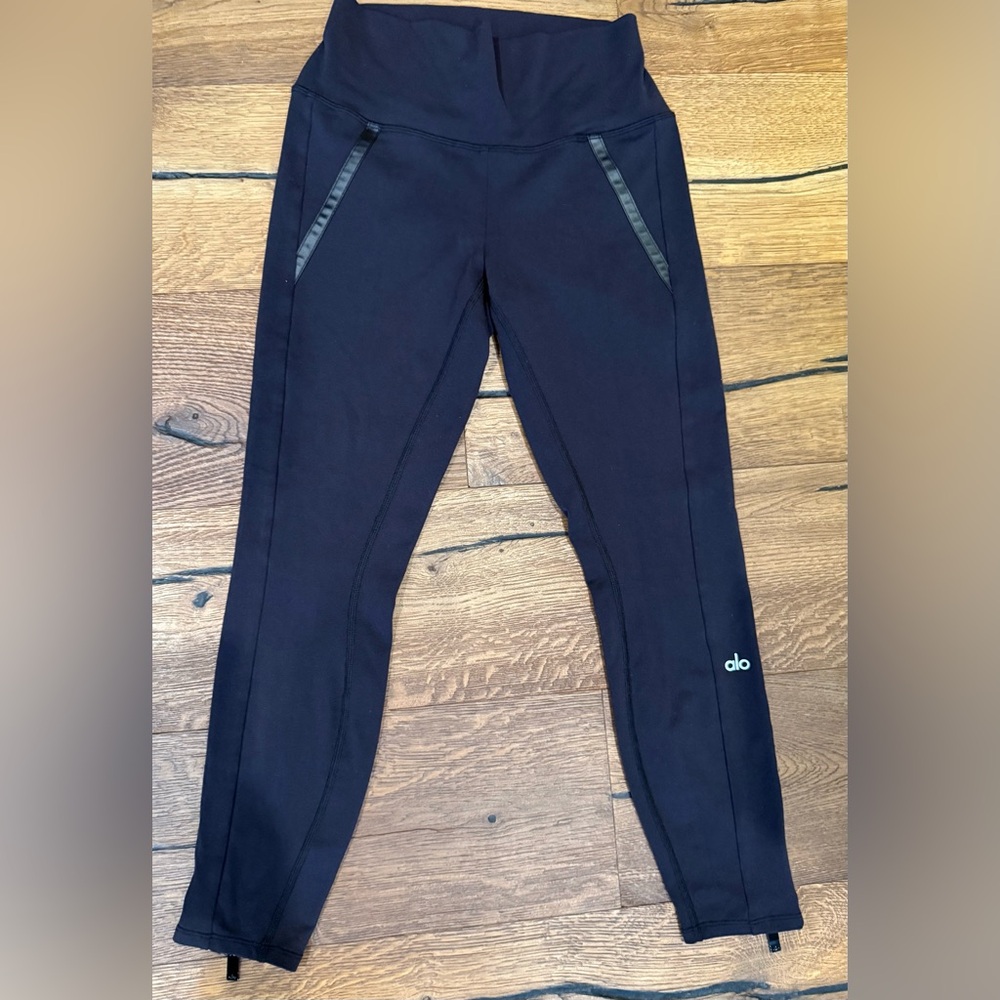 ALO Yoga Women’s  Black Zipper Leggings
